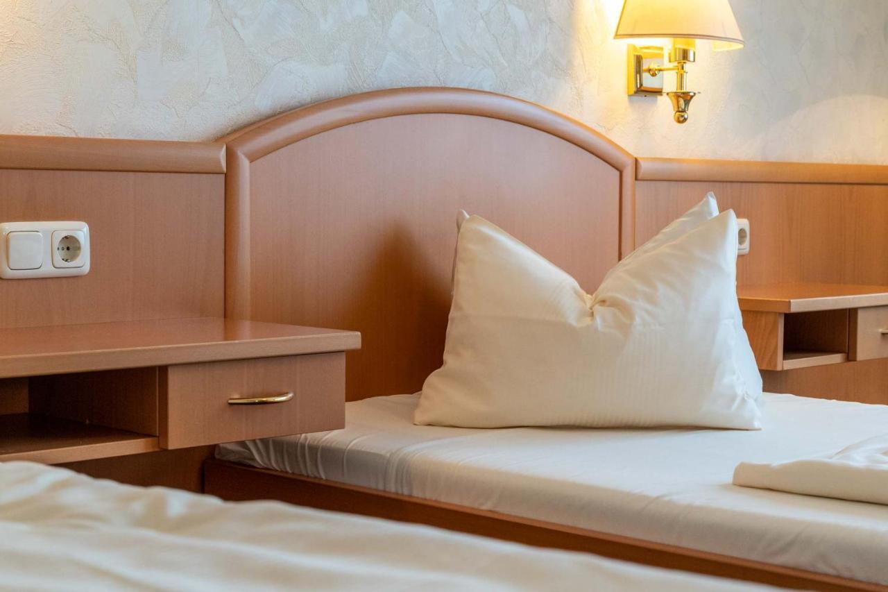 Frommanns Landhotel Бухолц ин дер Нордхайде Екстериор снимка