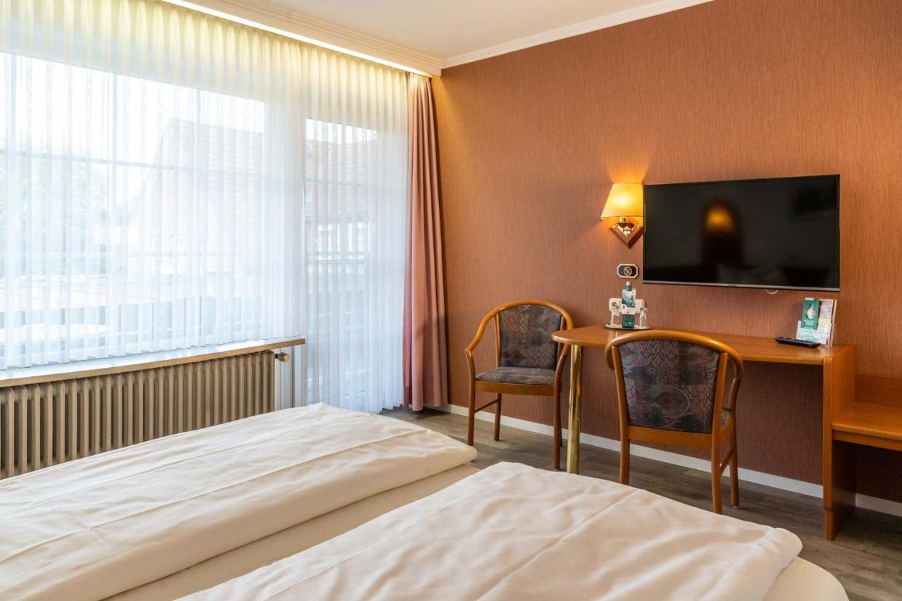 Frommanns Landhotel Бухолц ин дер Нордхайде Екстериор снимка