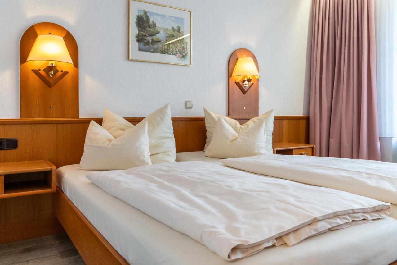 Frommanns Landhotel Бухолц ин дер Нордхайде Екстериор снимка